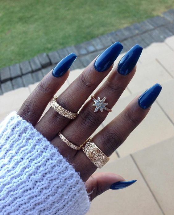 Midnight Blue: A Bold and Chic Autumn Nail Choice for Rich Skin Tones