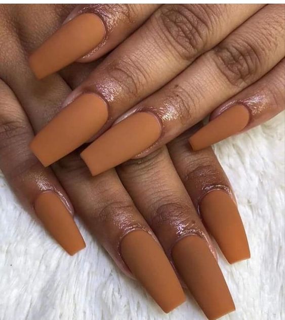 Matte Caramel: A Cozy Autumn Nail Look for Deep Skin Tones