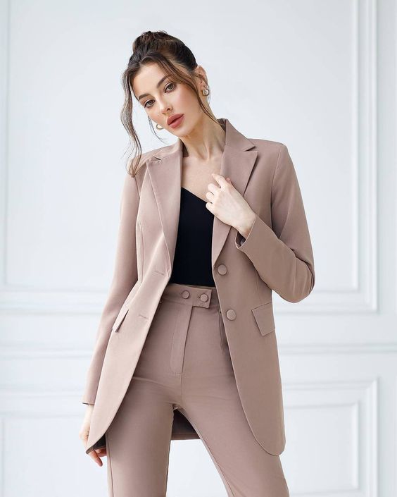 Classic Formal Pantsuit for Business Women