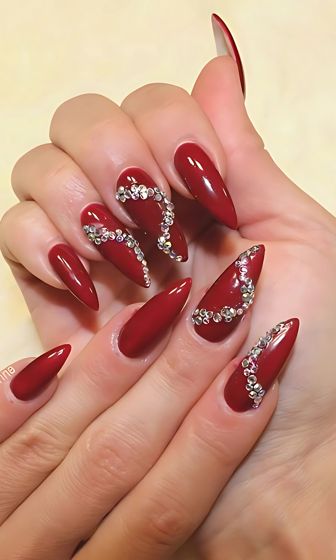 22 Valentine’s Day Nail Designs for Ultimate Glam